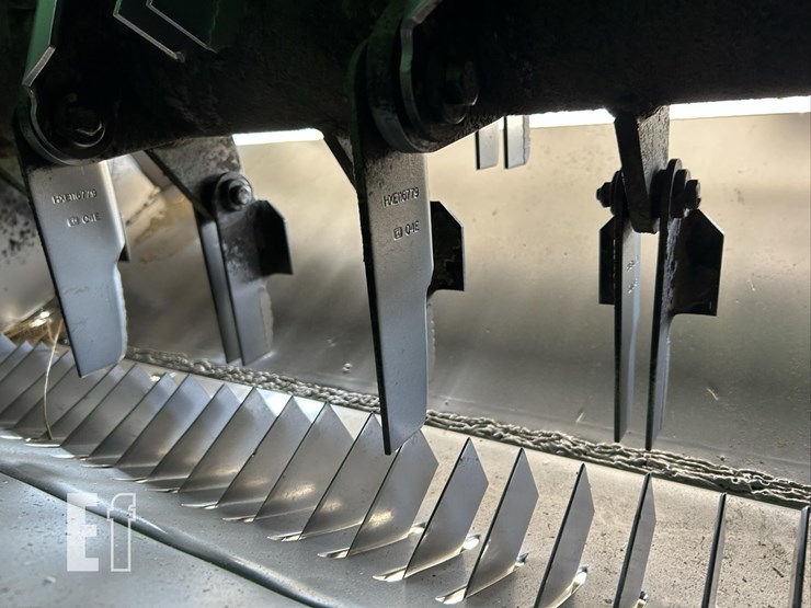 2012-john-deere-s690-image-34