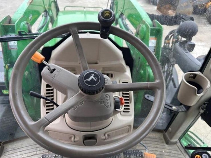 2020-john-deere-6130m-image-75