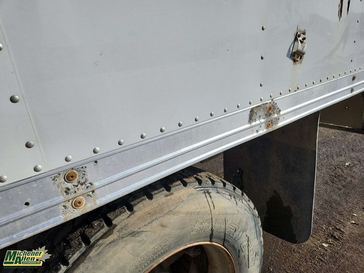 1998-mack-ch613-image-48