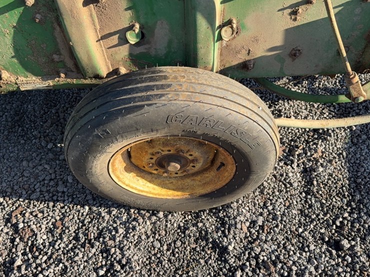 john-deere-24t-image-7