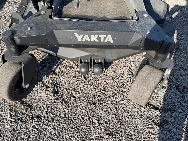 #4056-•-yakta-yxr-710-zero-turn-mower-image-4