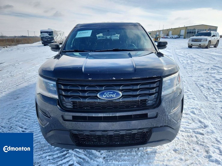 2018-ford-explorer-image-9