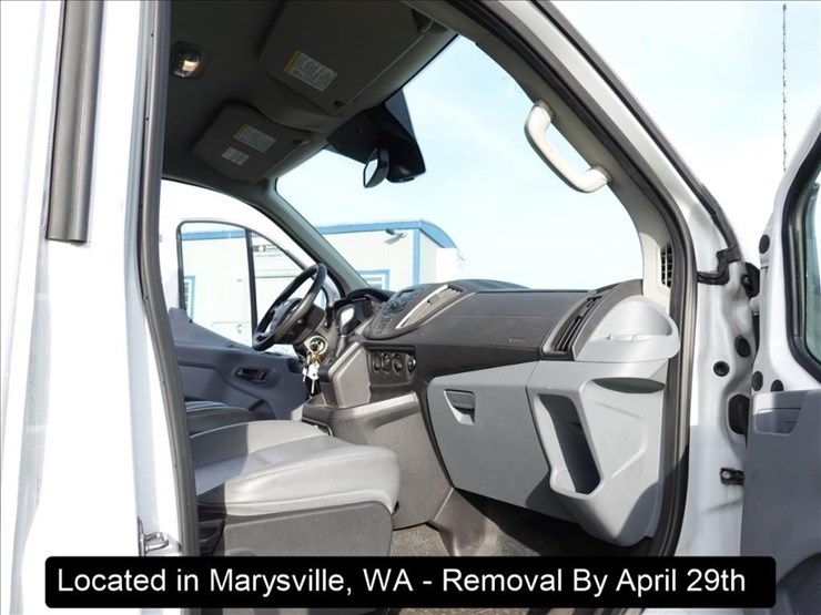 2015-ford-transit-image-22