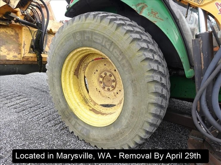 2012-john-deere-6430-image-32