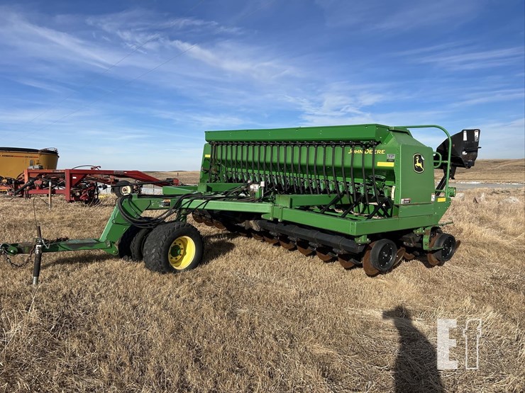 2004-john-deere-1590-image-8