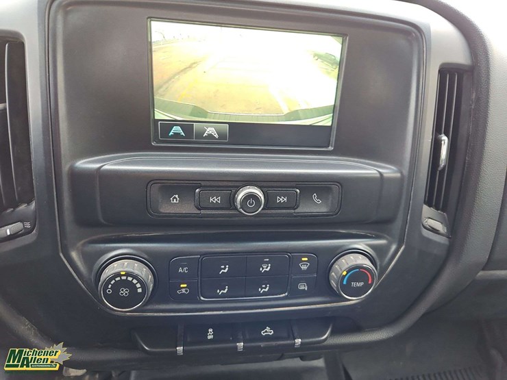 2018-chevrolet-silverado-1500-image-28