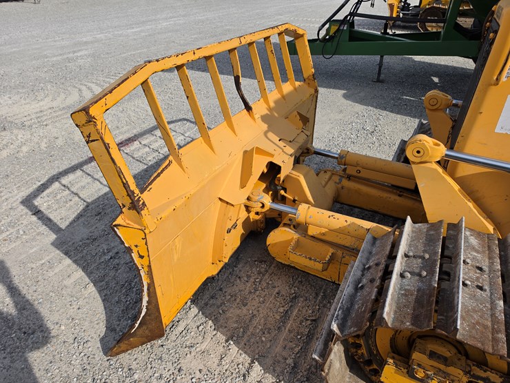 2007-dressta-td9m-image-5