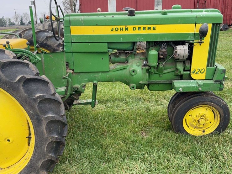 john-deere-420-image-12