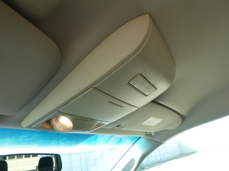 2014-dodge-grand-caravan-image-21