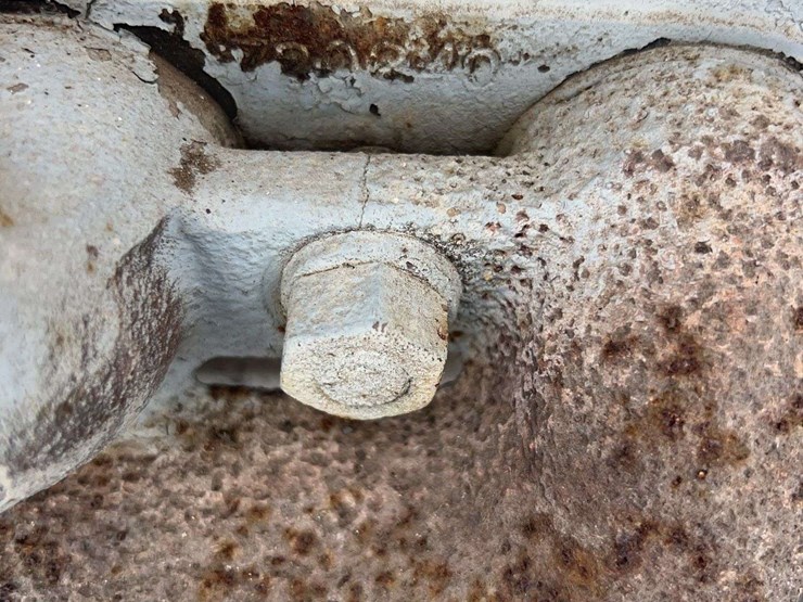 fordson-with-mounted-plow-image-31