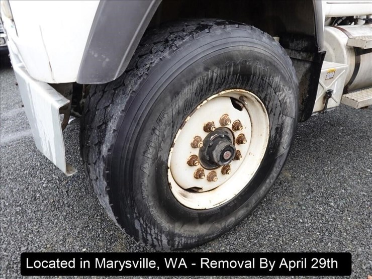 1996-mack-rd690s-image-27