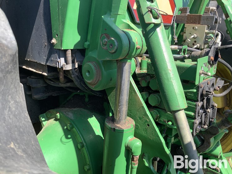 1999-john-deere-8300-image-18