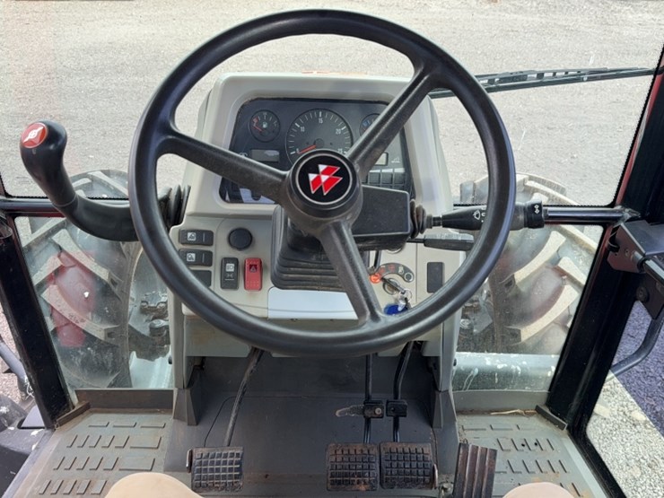 massey-ferguson-5455-image-19