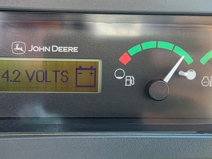 2023-deere-331g-image-63