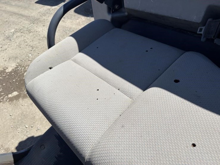 2007-kubota-rtv1100-image-11