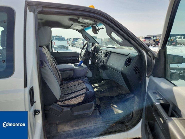 2014-ford-f350-image-18