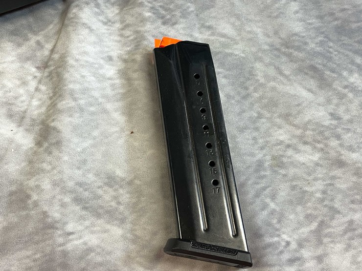 #10058-•-ruger-pc-carbine-,-9mm-luger-semi-auto-rifle,-sn:-914-32521-image-20