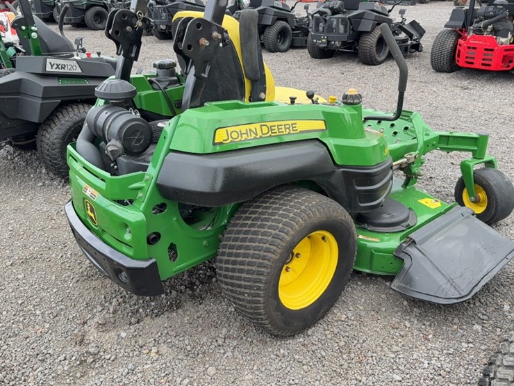 john-deere-z830a-image-8
