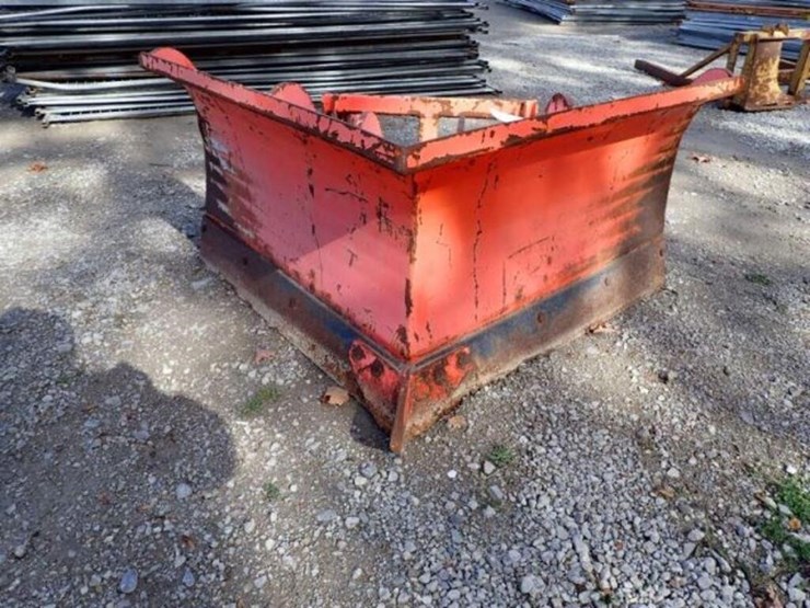 hla-5-ft-v-plow-15329434-image-1