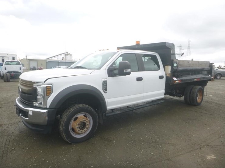 2018-ford-f550-image-1