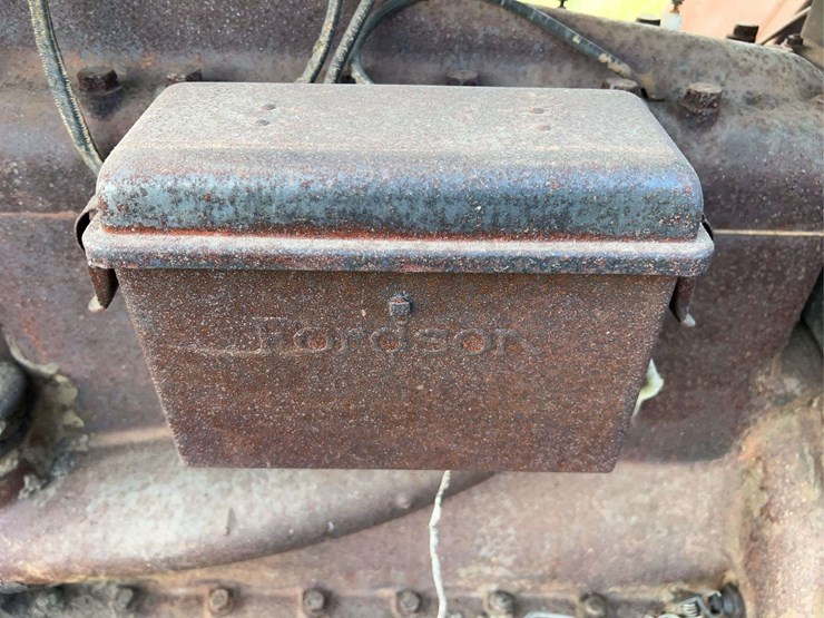 1924-fordson-tractor-image-59