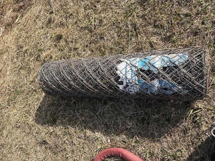 partial-roll-of-barb-wire-&-cyclone-fence-image-3