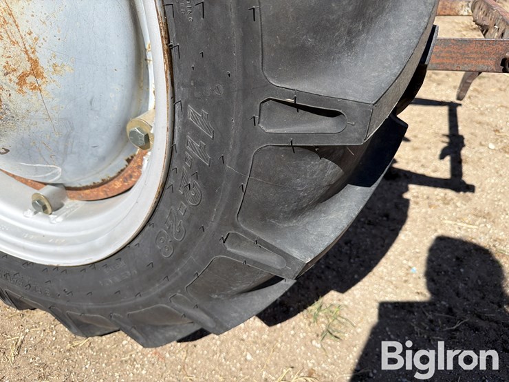 1950-ford-8n-image-19