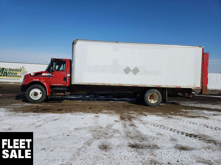 2006-international-durastar-4300-image-7