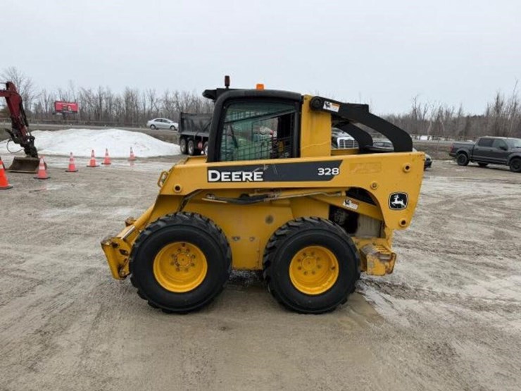 2007-john-deere-328-image-6