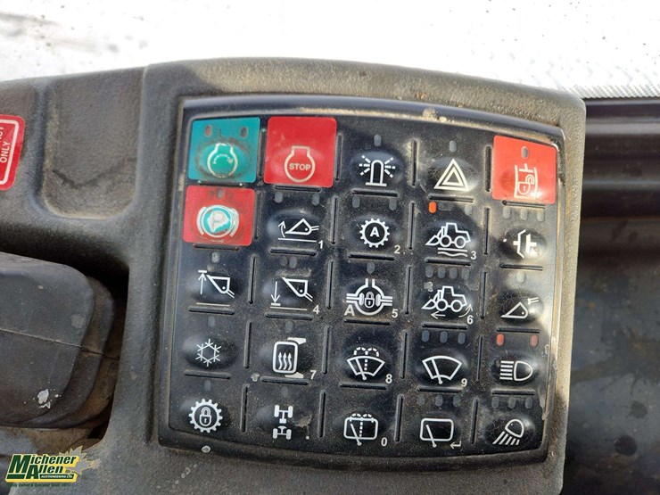 2013-deere-644k-image-17