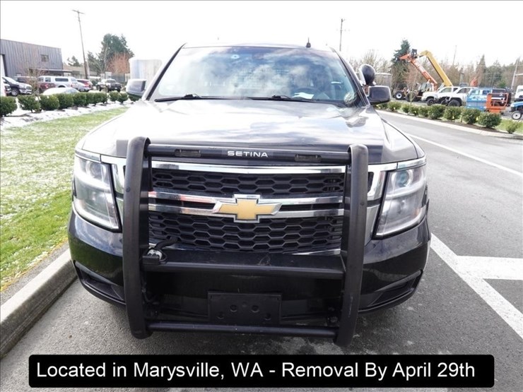 2017-chevrolet-tahoe-image-17