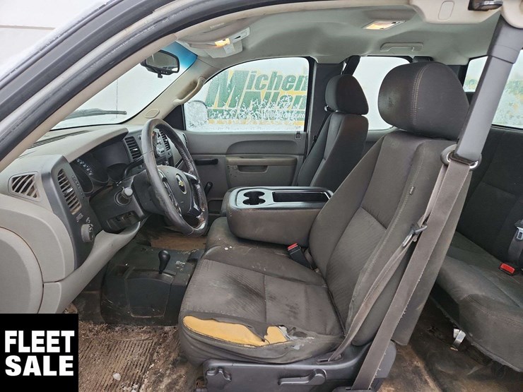 2013-chevrolet-silverado-1500-image-14