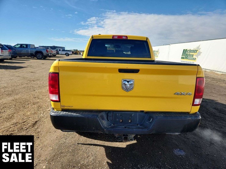 2019-ram-1500-classic-image-8