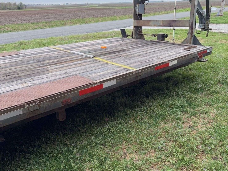 flatbed-gooseneck-trailer-22'-deck-image-22