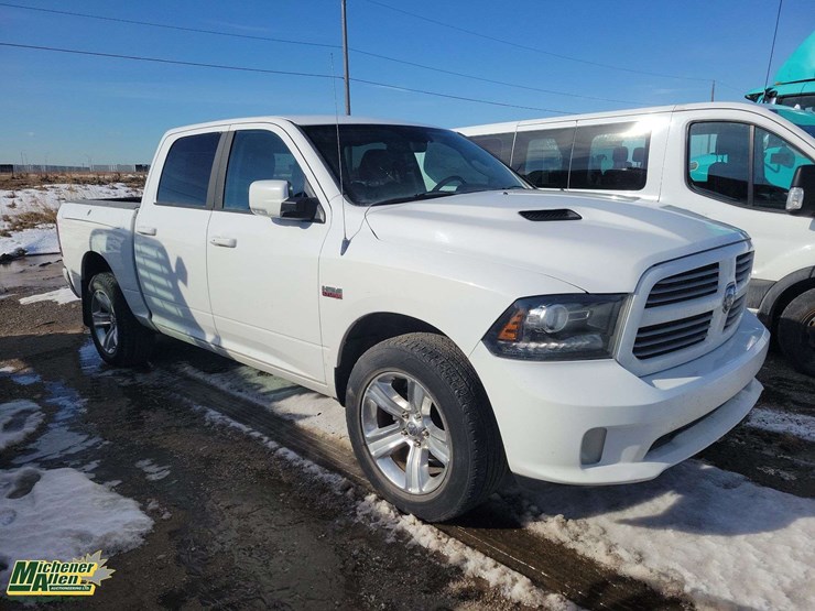 2013-dodge-1500-image-2