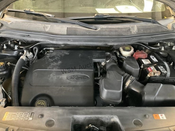 2016-ford-explorer-xlt-image-12