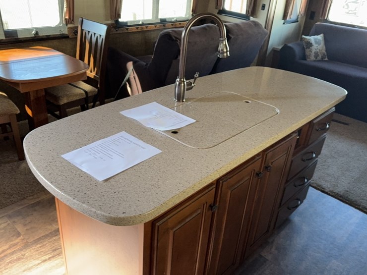 #3003-•-2014-big-horn-39'-5th-wheel-camper-image-21