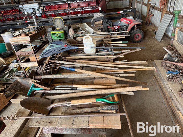 shovels-&-hand-tools-image-1