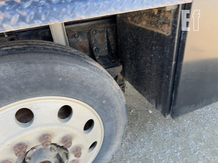 1999-kenworth-t800-image-18