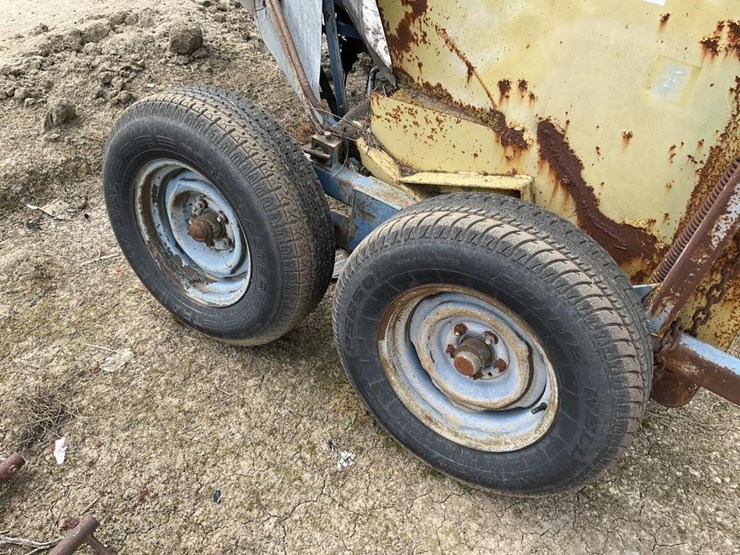 new-holland-5'-pull-hyd.-hay-turner-image-10