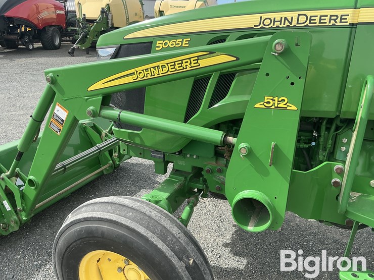 2015-john-deere-2-image-18