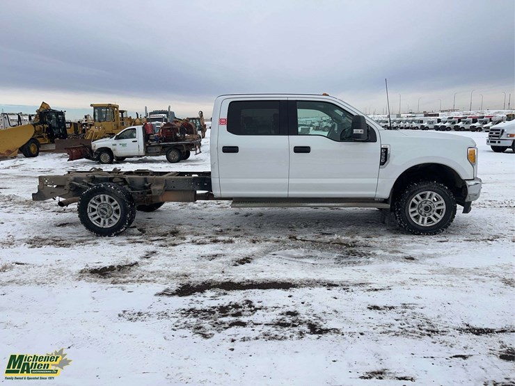 2017-ford-f350-image-7