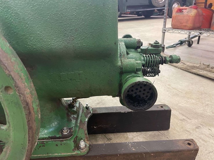 john-deere-11-image-14