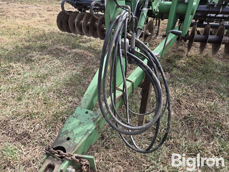 john-deere-726-image-10