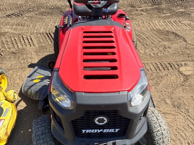 troy-bilt-bronco-image-2