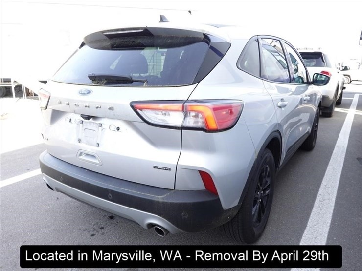 2020-ford-escape-image-10