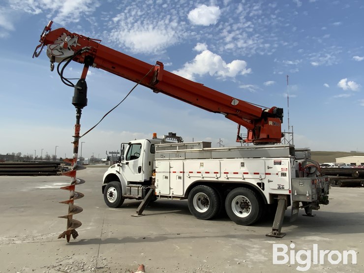 2014-freightliner-m2-106-image-7