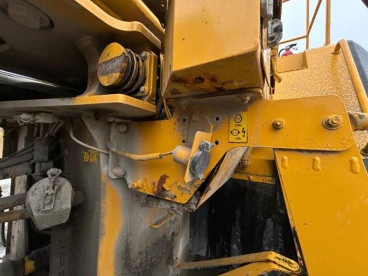 2012-volvo-l220g-image-41