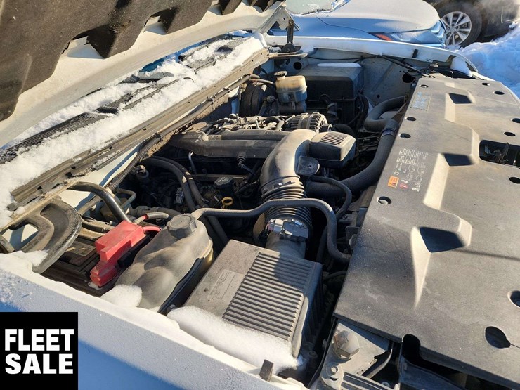 2011-chevrolet-silverado-1500-image-23