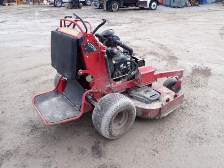 2014-toro-grand-stand-stand-on-mower-7458331400026-image-5